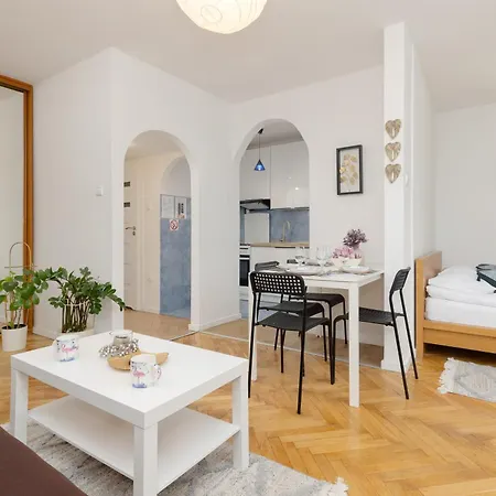 Apartment Hipoteka By Renters